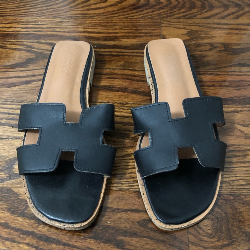 Black H Sandals size 37